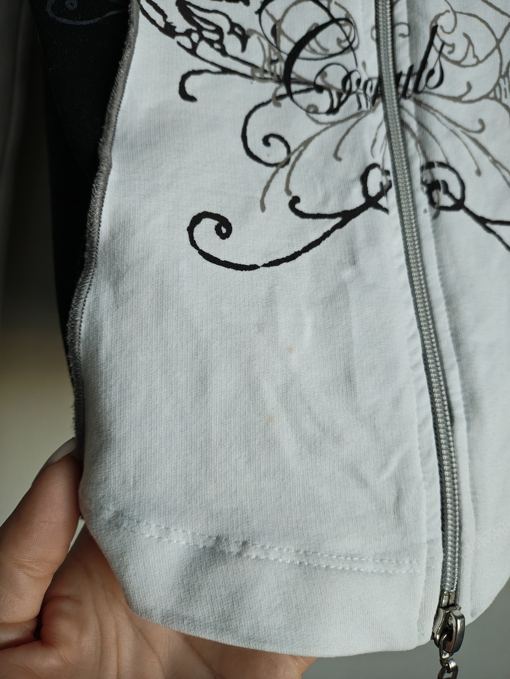 Y2K Ed Hardy Black & White Zip-Front Printed Sweatshirt - Picture 7 of 9
